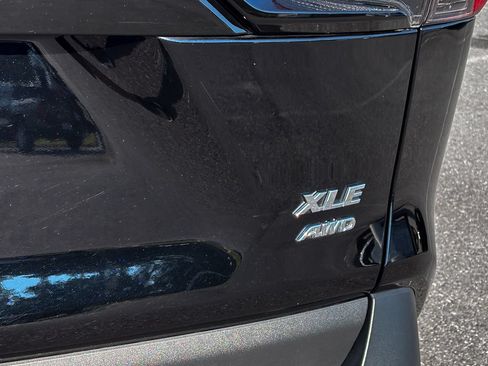 Used 2025 Toyota RAV4 XLE AWD/4WD image 14