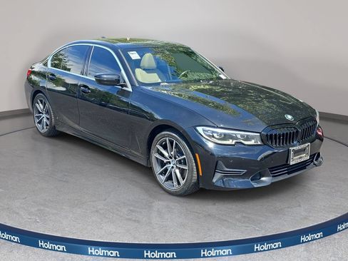 Used 2020 BMW 330i Sedan w/ Convenience Package RWD image 4