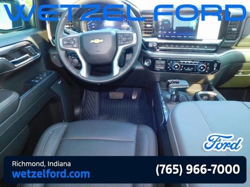 Used 2024 Chevrolet Silverado 1500 LTZ w/ LTZ Premium Package AWD/4WD image 23