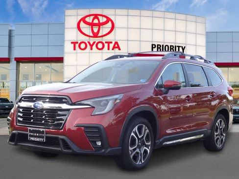 Used 2023 Subaru Ascent Limited AWD/4WD image 1