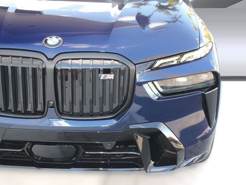 New 2026 BMW X7 M60i image 11
