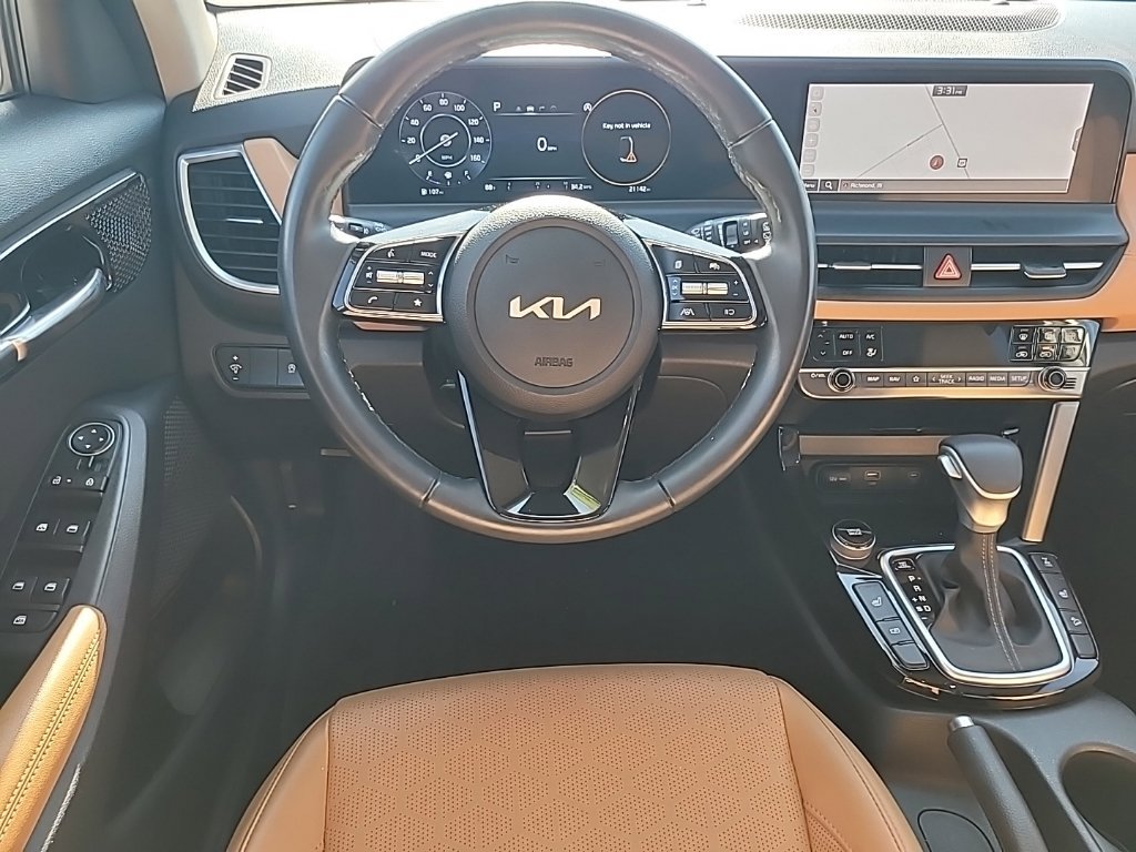 Used 2024 Kia Seltos EX AWD/4WD image 8