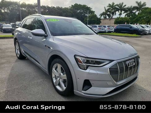 Used 2019 Audi e-tron Premium Plus image 2