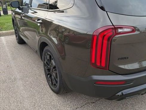 Used 2021 Kia Telluride SX w/ Nightfall Edition Package image 6
