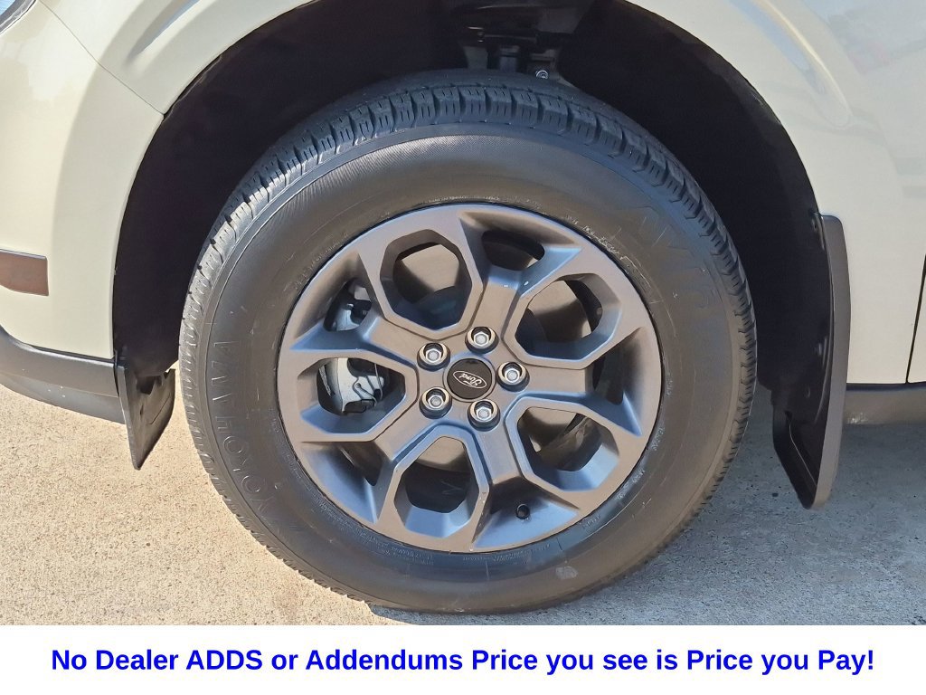 Used 2025 Ford Maverick XLT w/ Equipment Group 302A AWD/4WD image 18