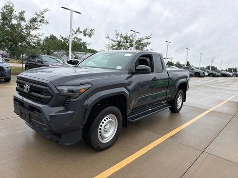 Used 2024 Toyota Tacoma SR RWD image 3