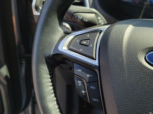 Used 2024 Ford Edge SEL AWD/4WD image 25
