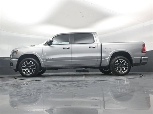 Used 2025 RAM 1500 Laramie image 42