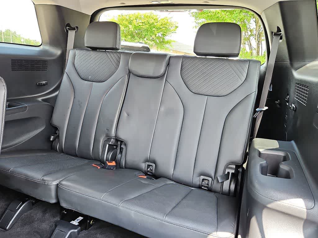 Used 2025 Hyundai Palisade SEL FWD image 10