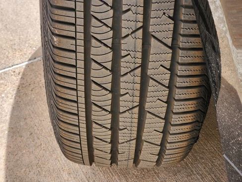 Used 2026 Jaguar F-PACE R-Dynamic S image 11