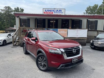 Used 2022 Nissan Pathfinder SV w/ SV Premium Package