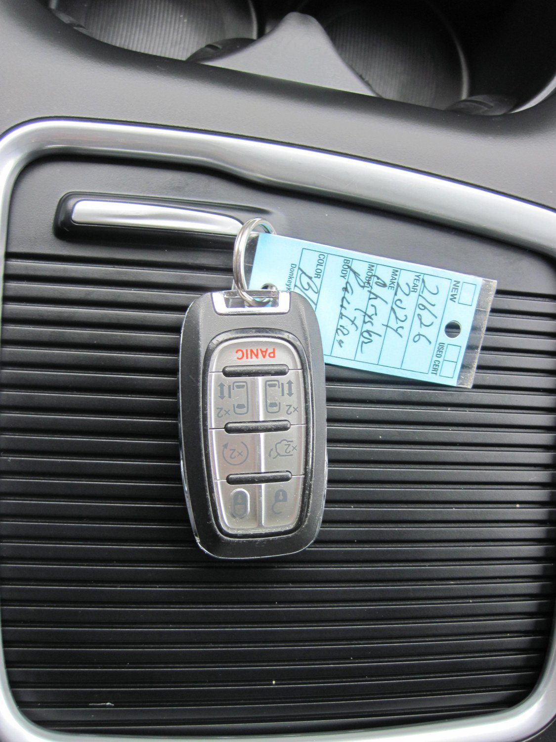 Used 2024 Chrysler Pacifica Touring-L FWD image 23