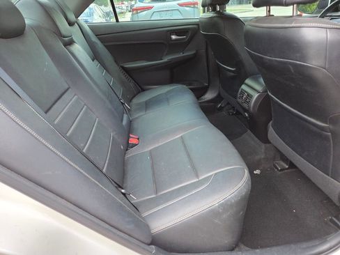 Certified 2016 Toyota Camry XLE FWD image 17