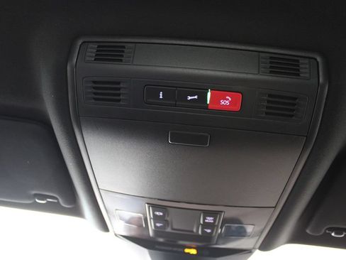 Used 2022 Volkswagen Arteon SE FWD image 35