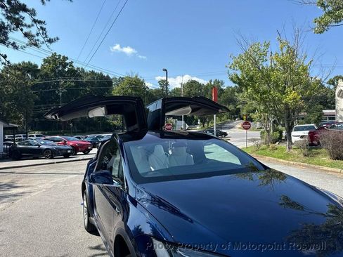 Used 2018 Tesla Model X 75D AWD/4WD image 22