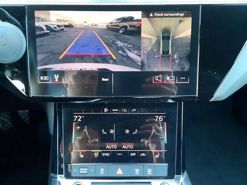 Used 2023 Audi e-tron Premium w/ Convenience Plus Package image 21