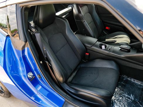 Used 2023 Nissan Z w/ Floor Mat Package (L93) RWD image 30