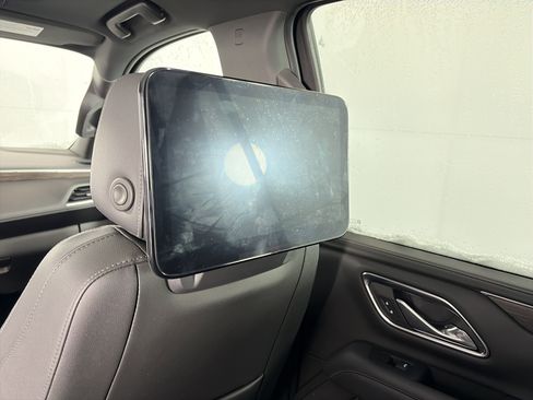 Used 2021 Chevrolet Tahoe Z71 w/ Rear Media and Nav Package image 20