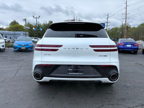 Used 2025 Genesis GV70 3.5T Sport w/ Sport Advanced Package AWD/4WD image 6
