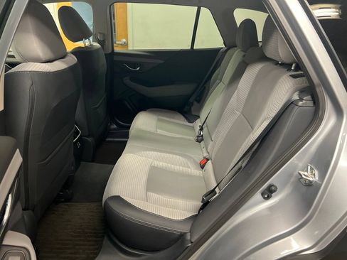 Used 2025 Subaru Outback Premium AWD/4WD image 14