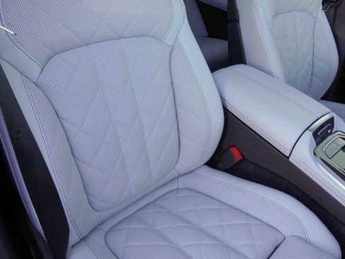 Certified 2025 BMW X5 M60i image 13