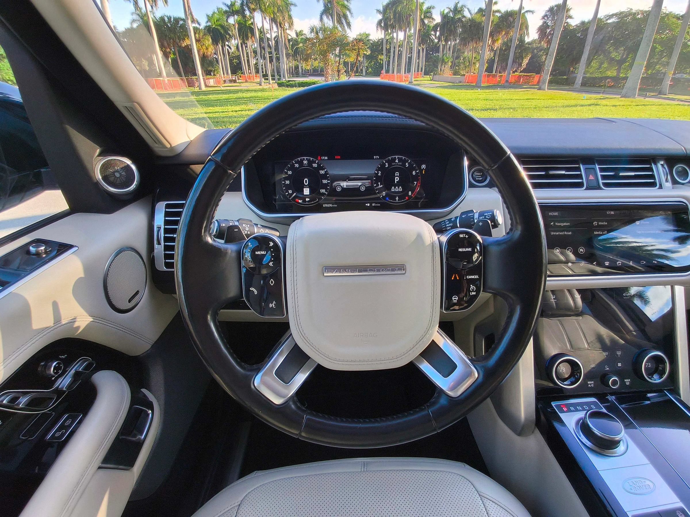 Used 2019 Land Rover Range Rover Supercharged AWD/4WD image 7