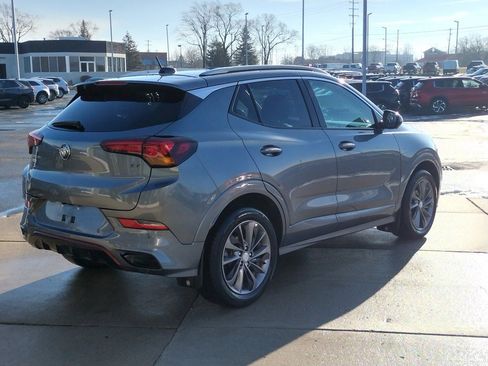 Used 2022 Buick Encore GX Essence w/ Advanced Technology Package image 5