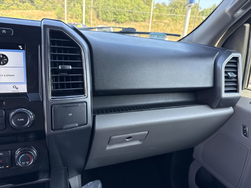 Used 2018 Ford F150 XLT w/ Equipment Group 302A Luxury AWD/4WD image 11