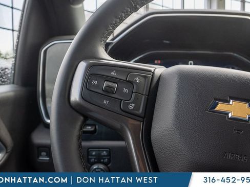 Used 2025 Chevrolet Silverado 2500 High Country w/ High Country Premium Package AWD/4WD image 12