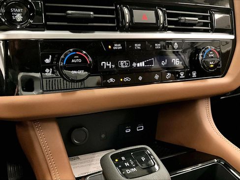 New 2025 Nissan Pathfinder Platinum w/ Lighting Package (N93) AWD/4WD image 26