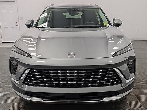 New 2026 Buick Envision Avenir image 3