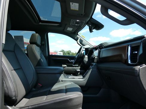 Certified 2025 GMC Sierra 1500 Denali w/ Technology Package AWD/4WD image 14