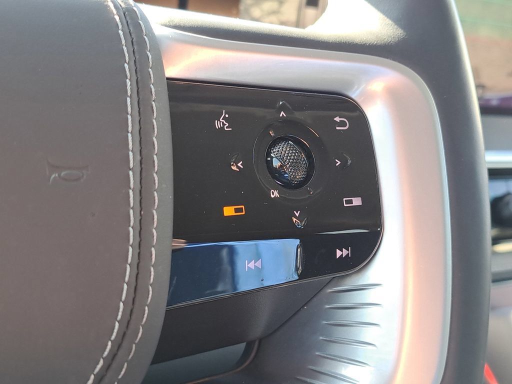 Used 2025 INFINITI QX80 Sensory AWD/4WD image 18