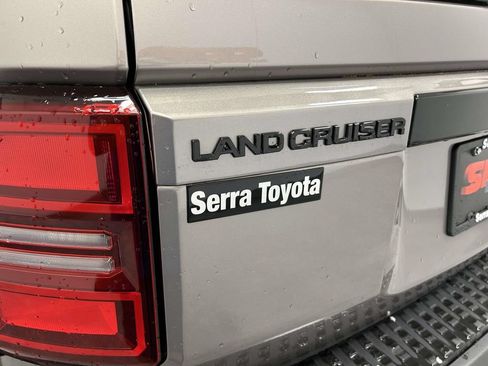 Used 2025 Toyota Land Cruiser w/ Premium Package AWD/4WD image 10