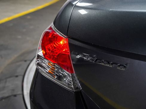 Used 2010 Honda Accord EX-L image 11