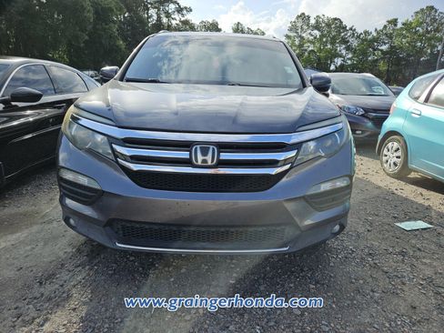 Used 2016 Honda Pilot Touring image 3