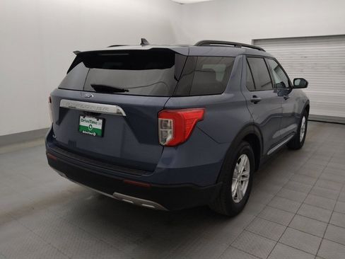 Used 2021 Ford Explorer XLT w/ Equipment Group 202A image 9
