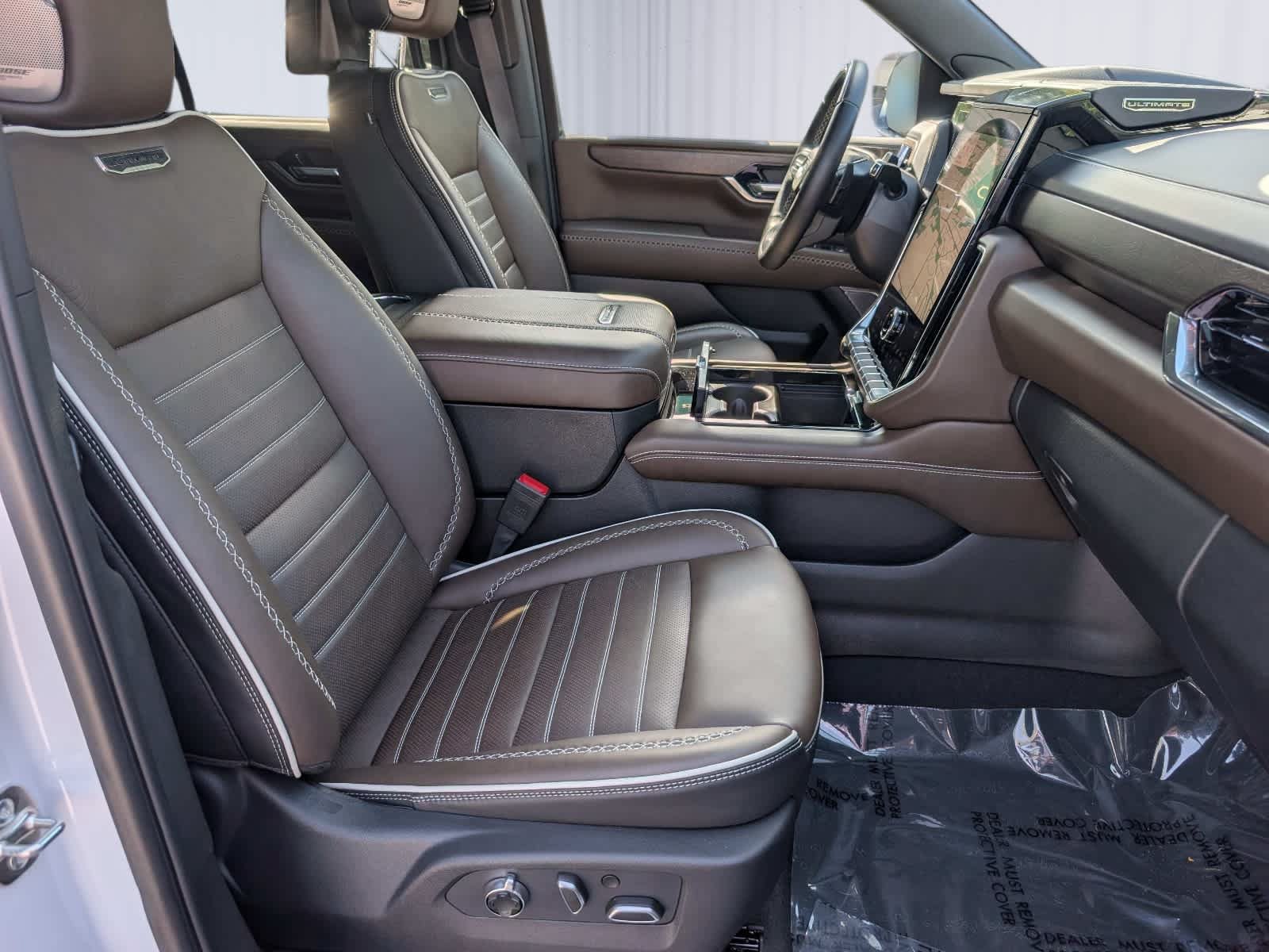Certified 2026 GMC Yukon Denali Ultimate AWD/4WD image 11