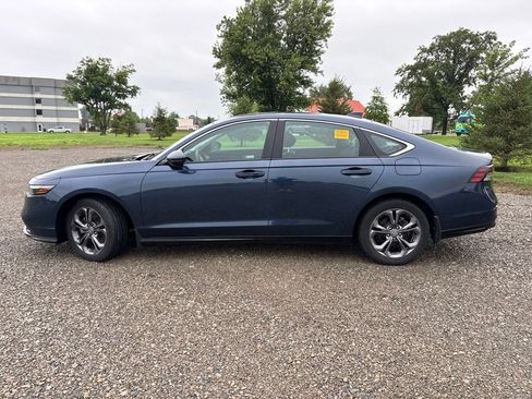 Used 2024 Honda Accord EX-L image 7