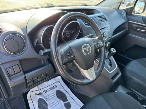 Used 2015 MAZDA MAZDA5 Touring image 21