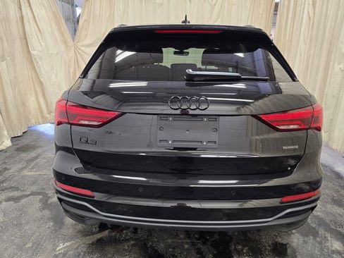 Used 2025 Audi Q3 2.0T Premium w/ Convenience Package image 9