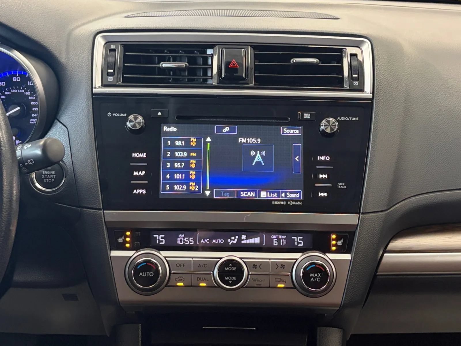 Used 2017 Subaru Outback 3.6R Touring w/ Popular Package #5A AWD/4WD image 23