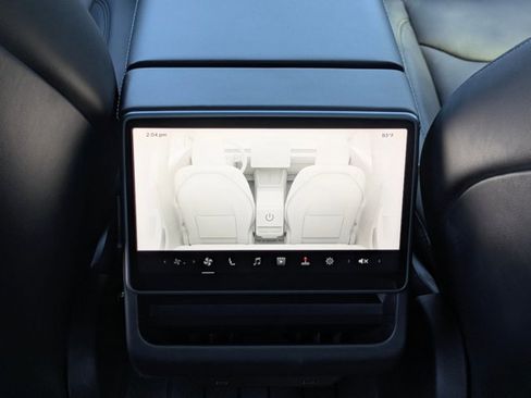 Used 2025 Tesla Model 3 Long Range image 18