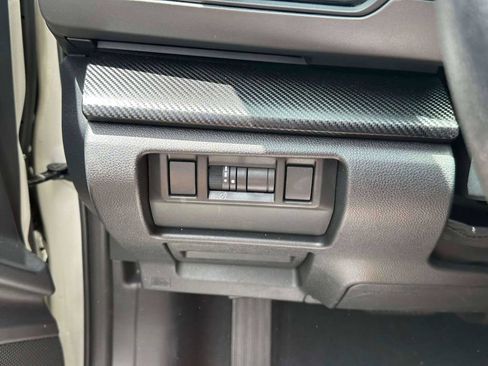 Used 2024 Subaru Crosstrek 2.0i AWD/4WD image 17