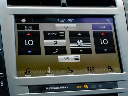 Used 2017 Lincoln MKZ Premiere FWD image 33