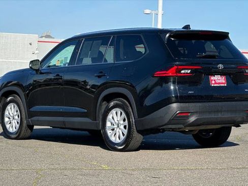 Certified 2025 Toyota Grand Highlander AWD image 7
