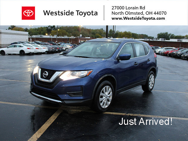 Used 2017 Nissan Rogue S AWD/4WD image 1
