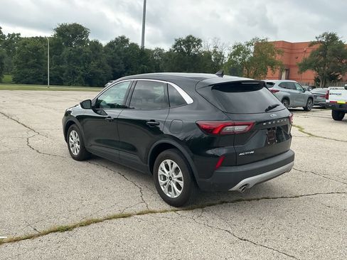 Used 2022 Ford Escape SEL AWD/4WD image 3