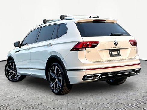 Used 2022 Volkswagen Tiguan SEL R-Line AWD/4WD image 4