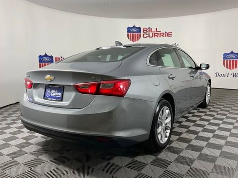 Used 2023 Chevrolet Malibu LT image 3